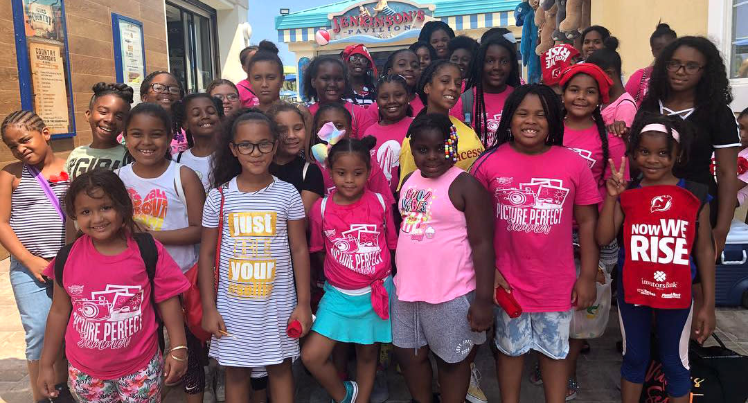 Young black girls looking for souvenirs from their trip to the Jersey Shore were told they were not “welcome” in the gift shop. (Photo: Courtesy of Attiyya Barrett)