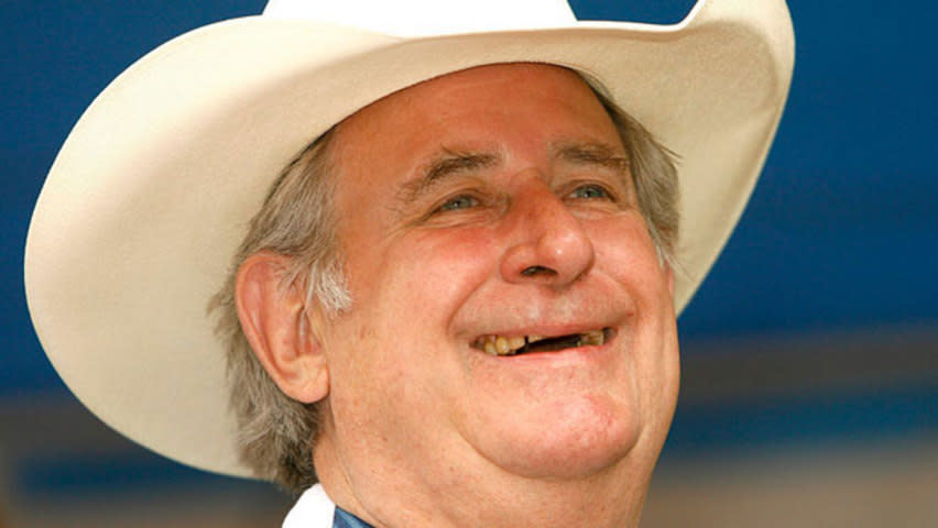 Former Alberta premier, 'King Ralph' dies at 70.