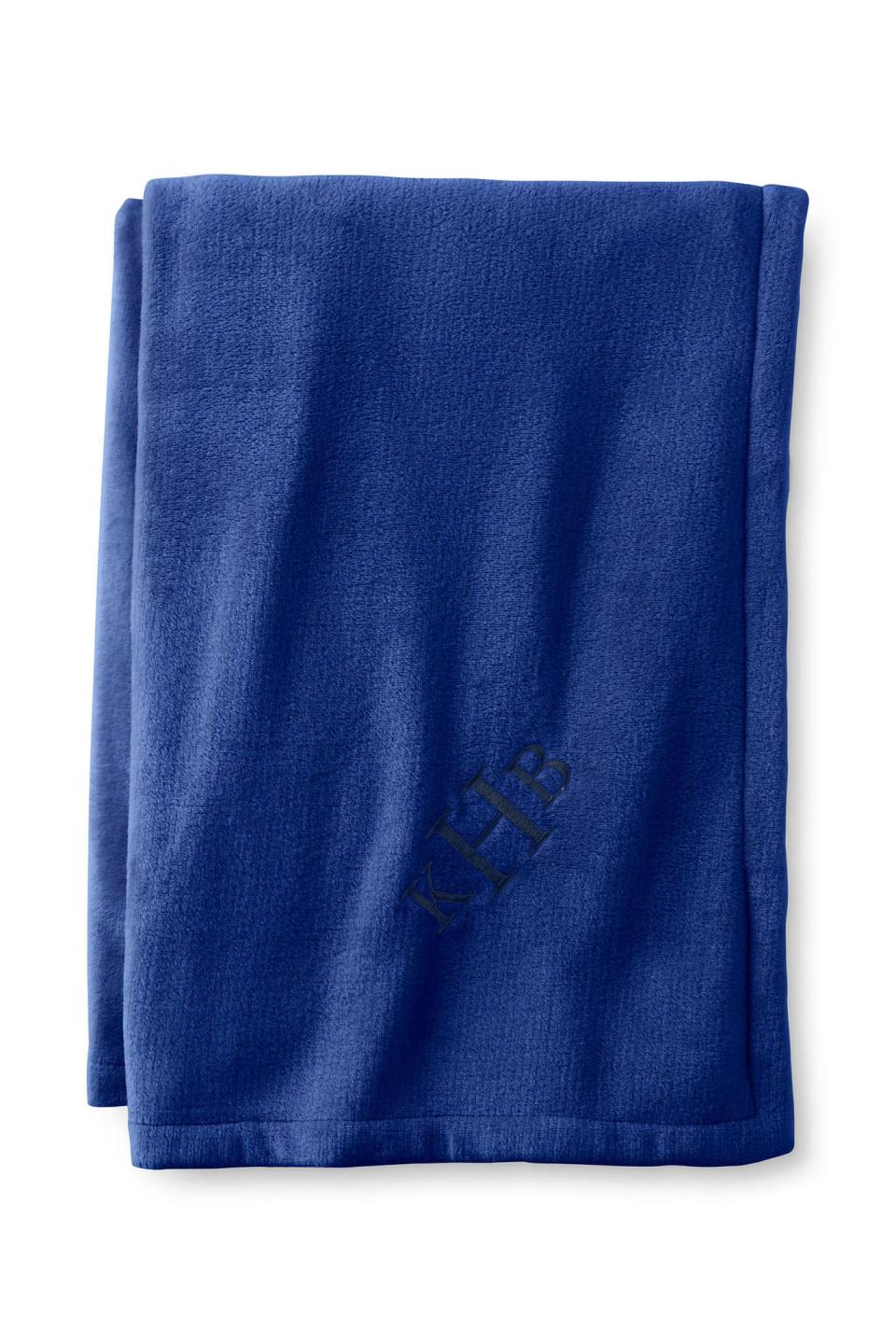 12) Plush Fleece Solid Throw Blanket