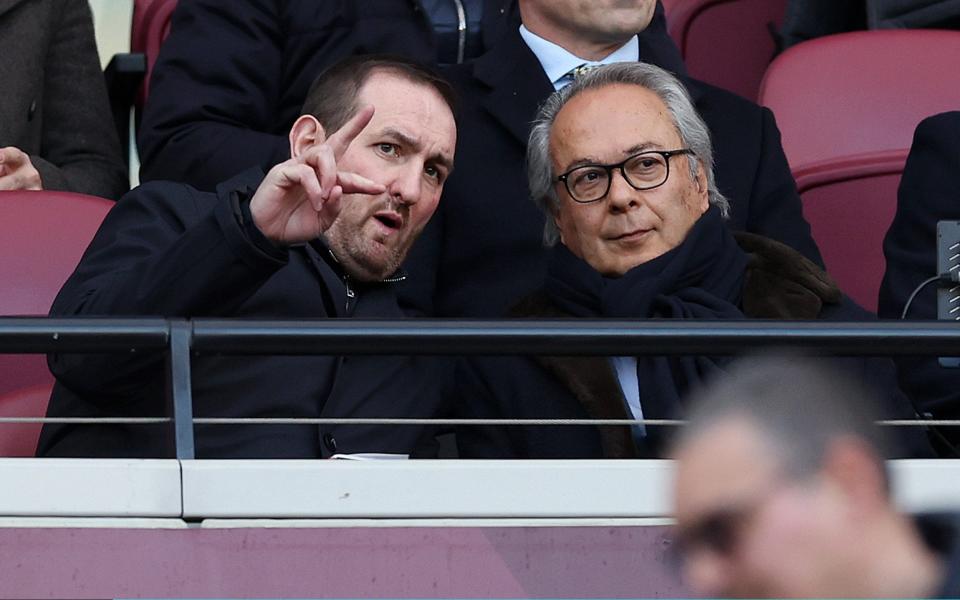 Kevin Thelwell, Director of Football for Everton speaks with Farhad Moshiri, Owner of Everton in the stands during the Premier League - Sean Dyche offers Everton fans something they have been sorely lacking - Julian Finney/Getty Images