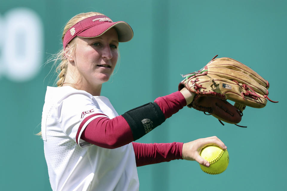 Florida State outfielder Kaley Mudge is one of players in the Women&#39;s College World Series, leading her team into the championship series. (AP Photo/Gary McCullough, File)