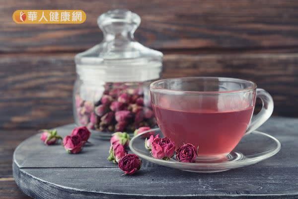 玫瑰花茶可疏肝活血補氣，緩解女性生理不適。