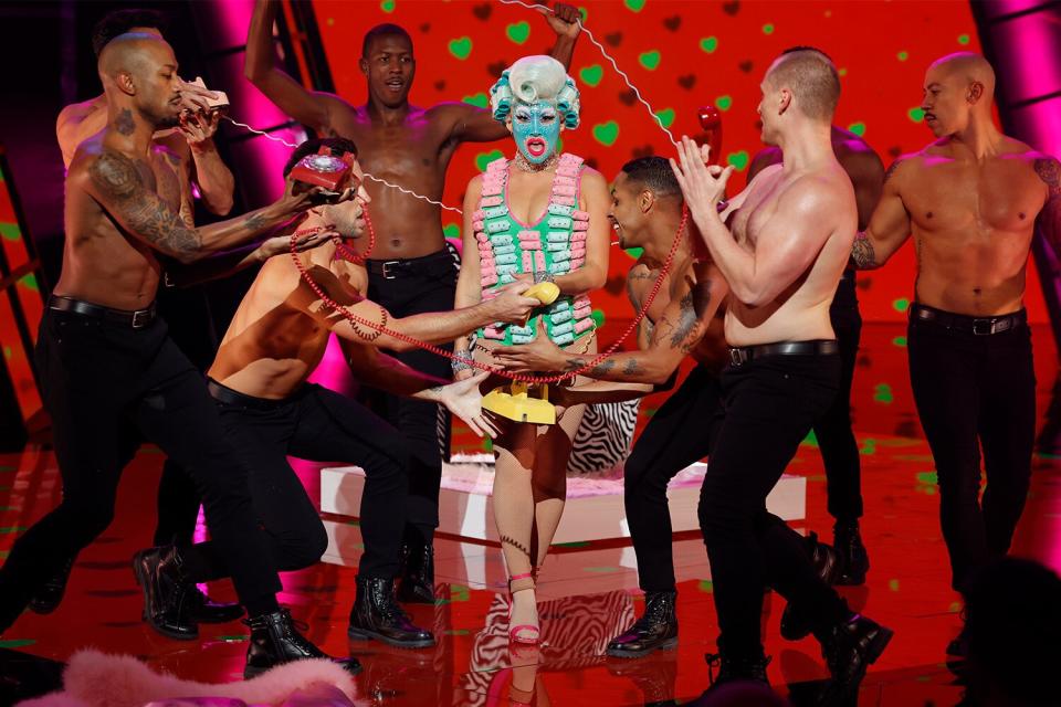 RuPaul's Secret Celebrity Drag Race, Episode 3