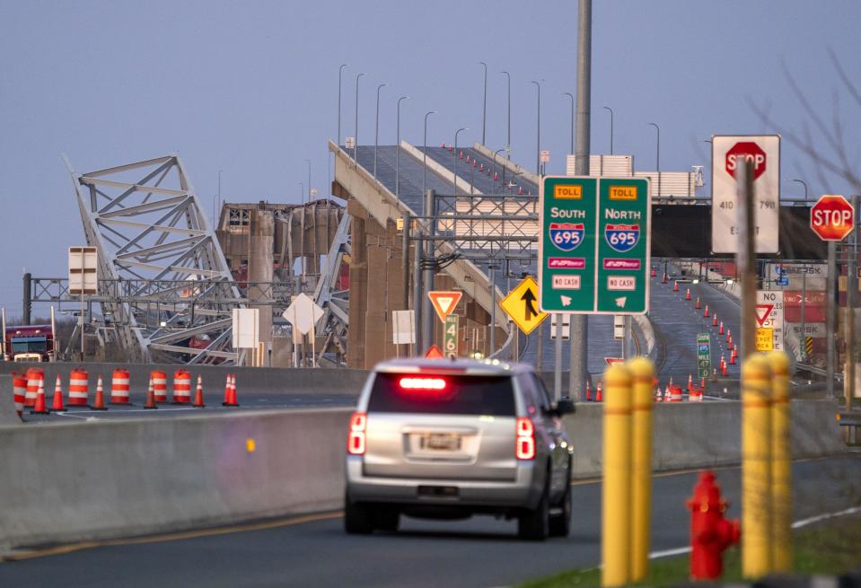 El puente, conocido popularmente como el Key Bridge, tenía cerca de 3 km de largo y forma parte de la autopista 695 que rodea Baltimore.