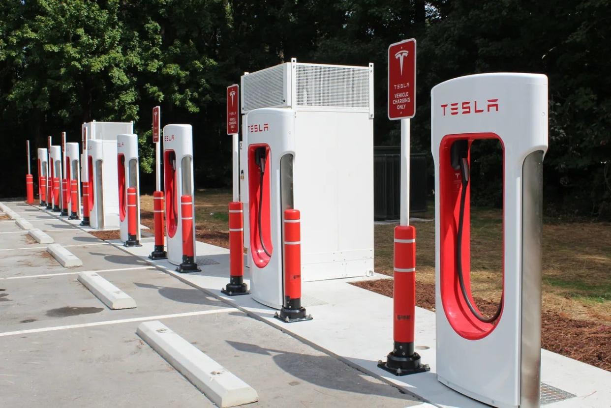 Plans for a proposed Tesla charging station to be located beside Books-a-Million at the eastern end of New Bern’s Walmart Supercenter are still in the preliminary stages, according to city officials.