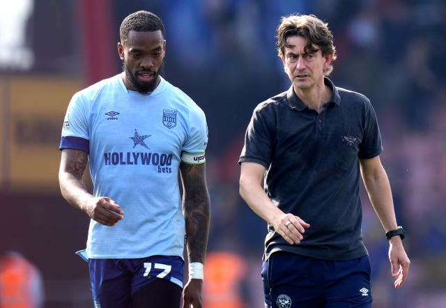 Brentford manager Thomas Frank (right) and Ivan Toney at the end of the Premier League match at Bournemouth