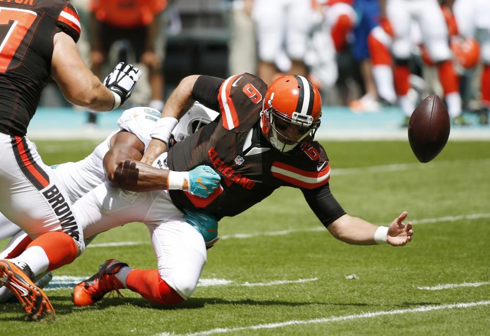 Browns rookie QB Cody Kessler needed a little help in his first start (AP).