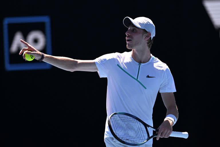 Denis Shapovalov y su queja frente al juez de silla, en el encuentro frente a Nadal