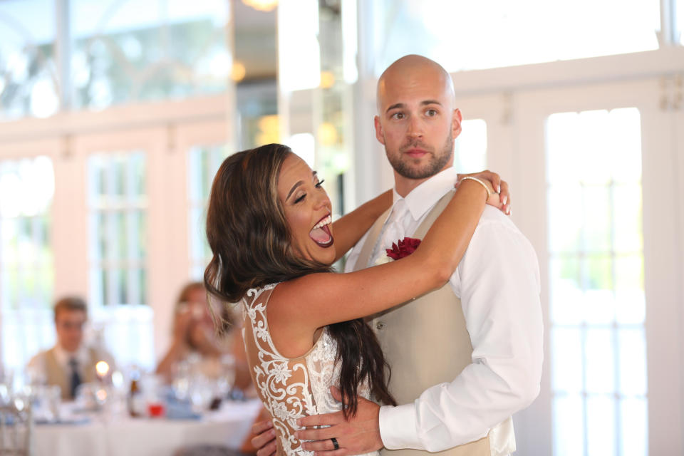 The Florida wedding of Sadie and Adam Dajka was disrupted by an unruly crasher. (Photo: VR Vision Photography)