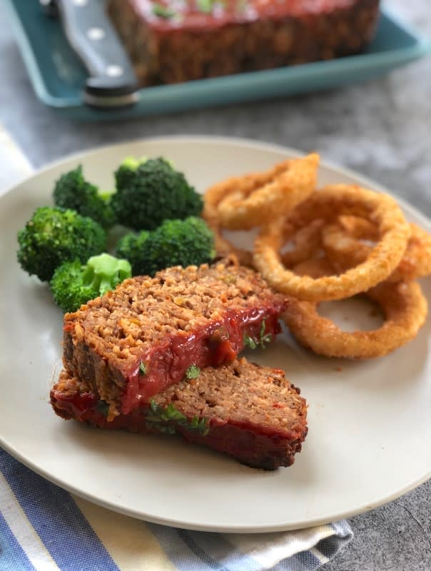 <p>This 100% plant-based Beyond meatloaf is freaking delicious! You can also make it with whole foods. Serve with your favorite veggie sides.</p><p><strong>Get the recipe: <a href="https://theveganatlas.com/classic-vegan-meatloaf-made-with-beyond-beef-plant-based-ground/" rel="nofollow noopener" target="_blank" data-ylk="slk:Beyond Meat Meatloaf;elm:context_link;itc:0;sec:content-canvas" class="link "><em>Beyond Meat Meatloaf</em></a></strong></p>