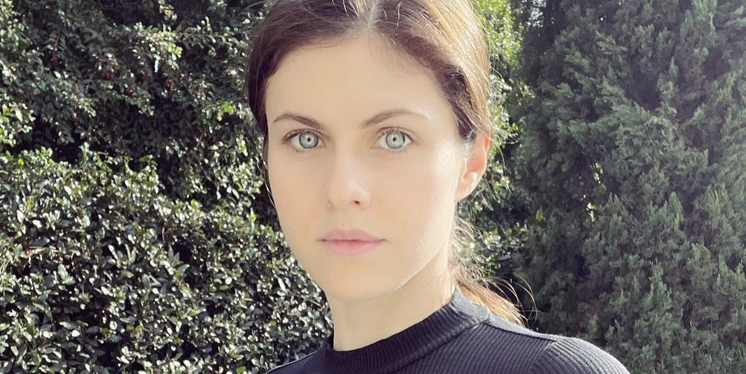 Photo credit: Alexandra Daddario/Instagram