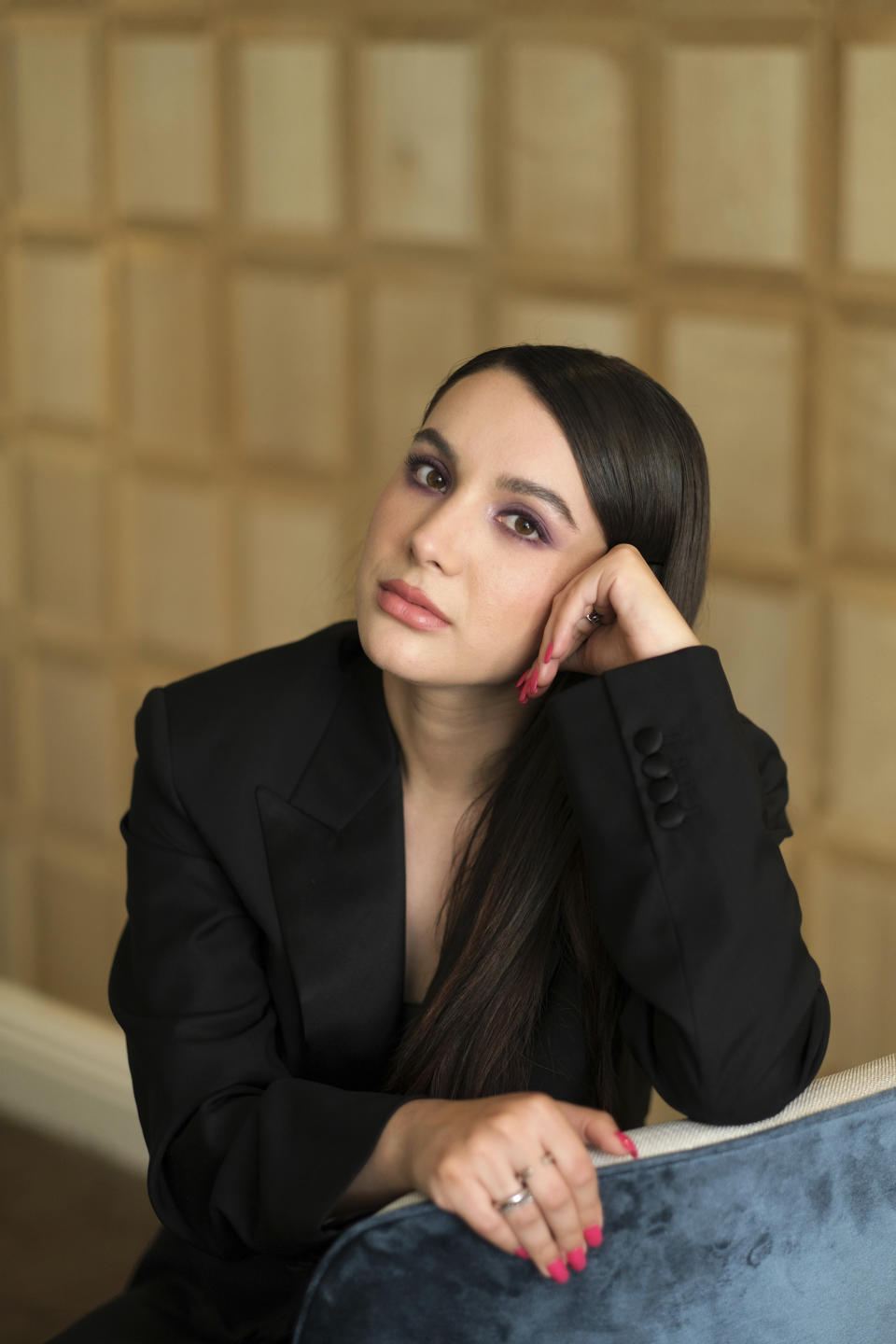 Hannah Marks, directora de la película "Don't Make Me Go", posa en el London Hotel en West Hollywood, California, el miércoles 29 de junio de 2022. (Foto AP/Chris Pizzello)