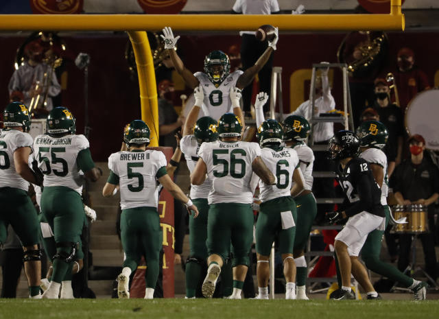 November 6 2021: Baylor Bears wide receiver R.J. Sneed (0) walks