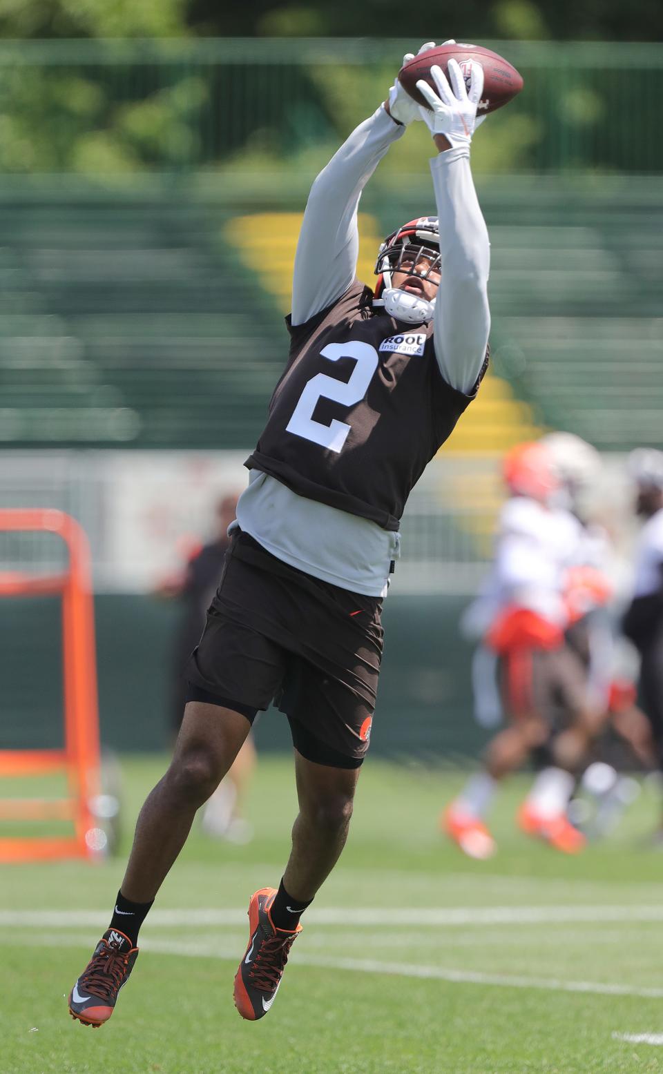 Cleveland Browns receiver Amari Cooper goes up to make a catch during training camp on Thursday, July 28, 2022 in Berea.