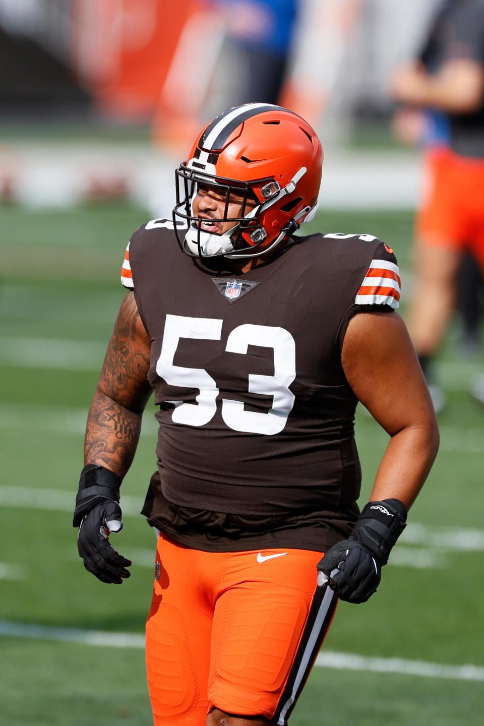 Center Nick Harris (53) is preparing to be the starter in place of JC Tretter this season and guard Wyatt Teller thinks he's the perfect man for the job. [Ron Schwane/Associated Press]