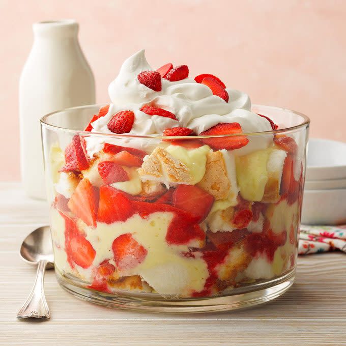 Strawberry Lemon Trifle Exps Mtbz20 7959 E02 28 6b 1