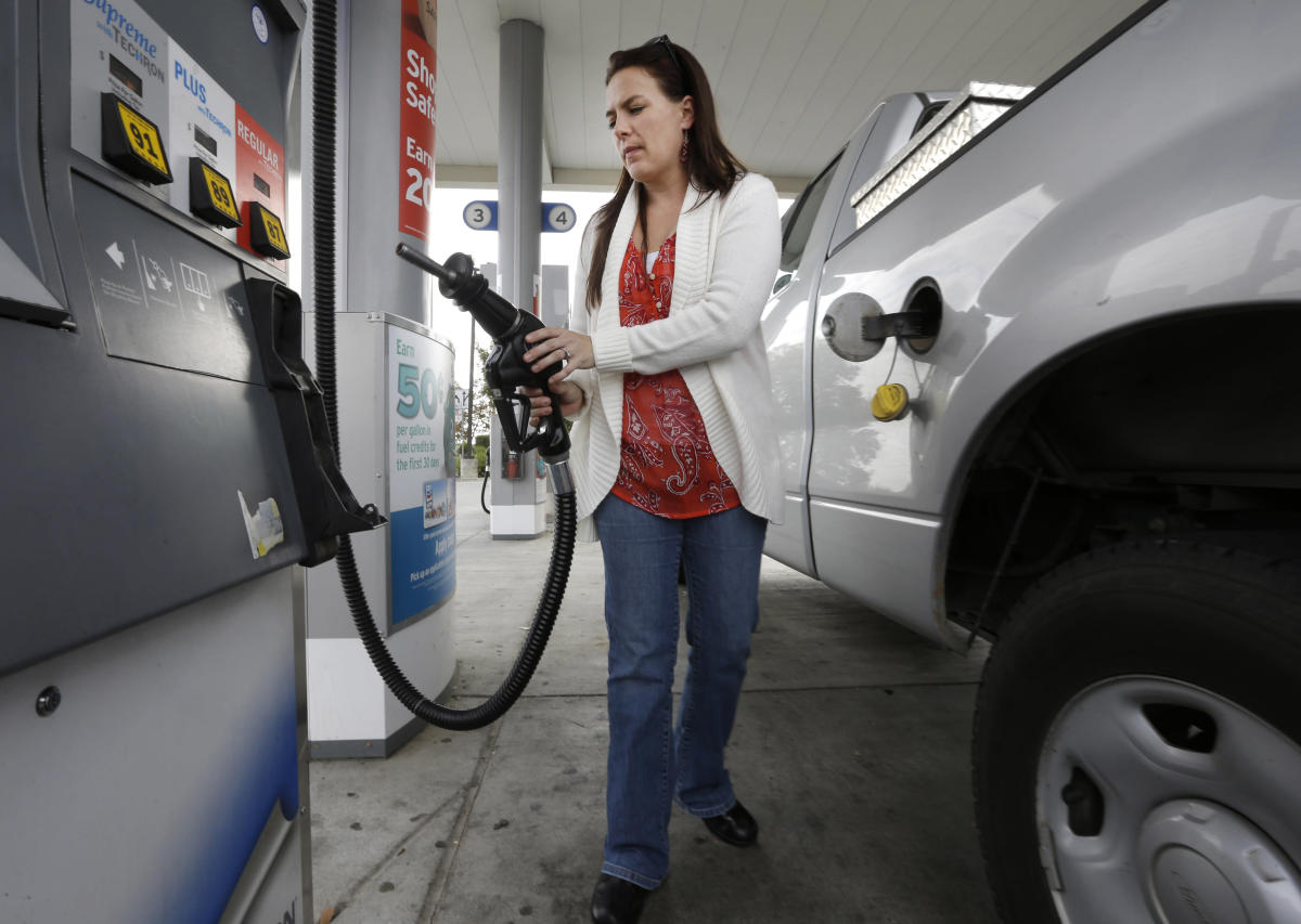 Want to lock in today's gas prices? It's possible, but complicated.