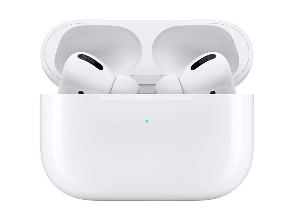 Apple AirPods pro: Was £249, now £187.99, Amazon.co.uk (Apple)