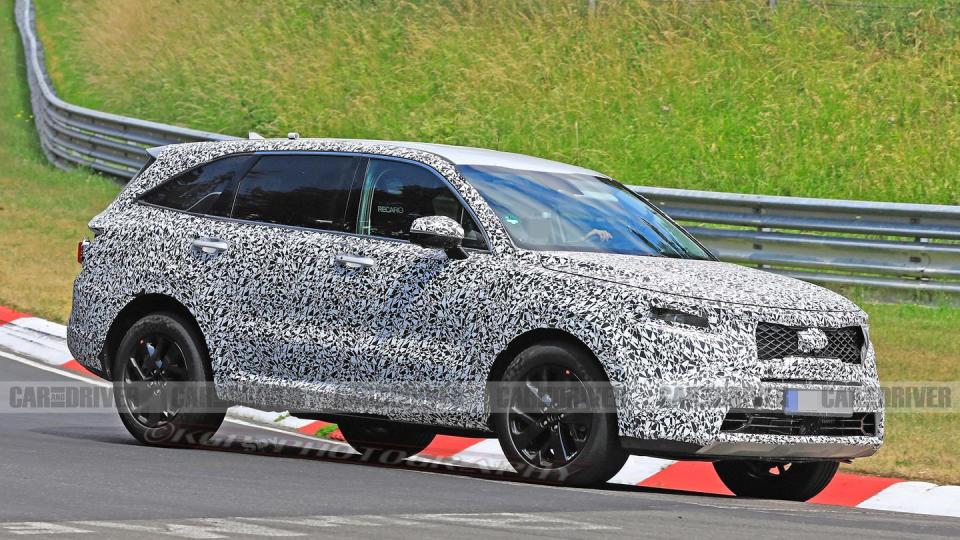 2021 Kia Sorento (spy photo)