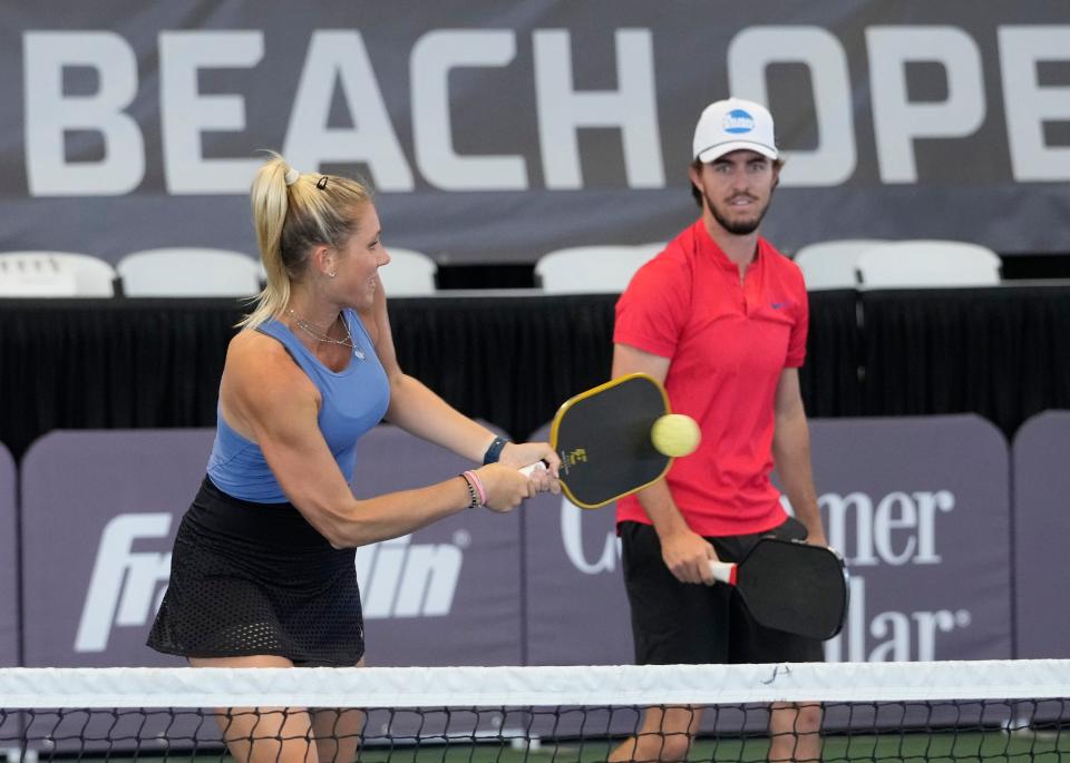 Pickleball professionals Shelby Bates and Hunter Johnson play a scrimmage game at the APP Daytona Beach Open pickleball tournament at Pictona in Holly Hill, Wednesday, Feb. 8, 2023.