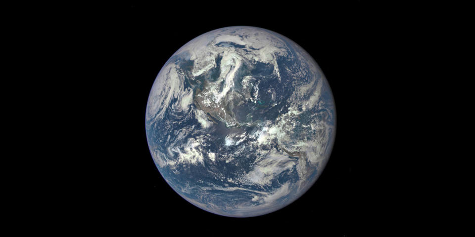 Blick auf die Erde, aufgenommen vom Satelliten Deep Space Climate Observatory (NASA).