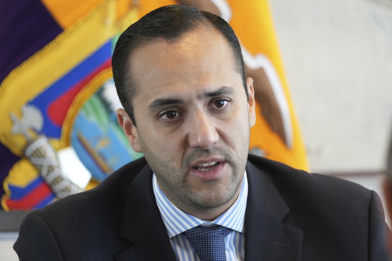 El canciller de Ecuador, Juan Carlos Holguín, a quien Fuks acusa de armar un conflicto diplomático para tapar errores de su gobierno