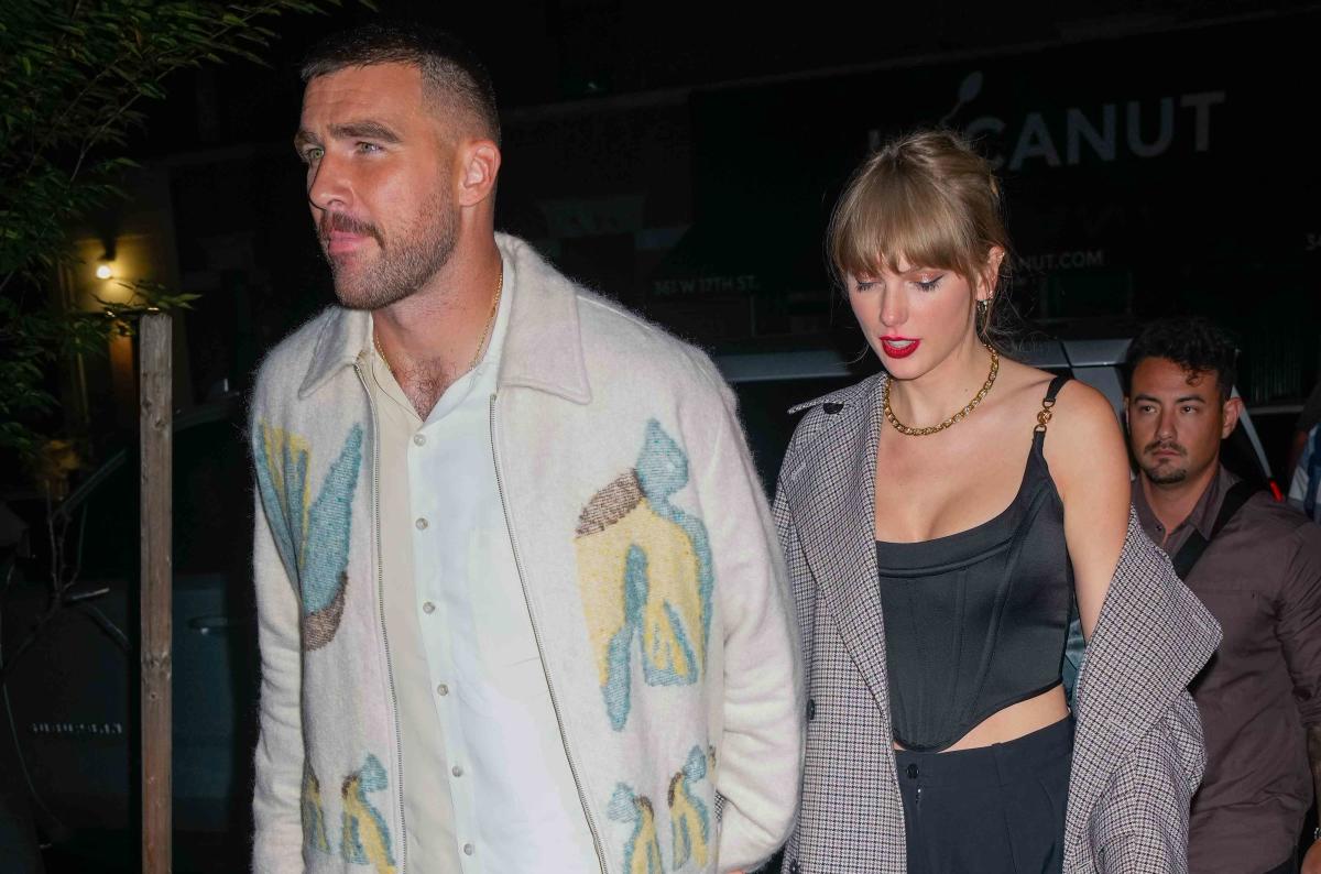 Taylor Swift’s LA Date Night Outfit Was a Cute Shout-Out to Travis Kelce