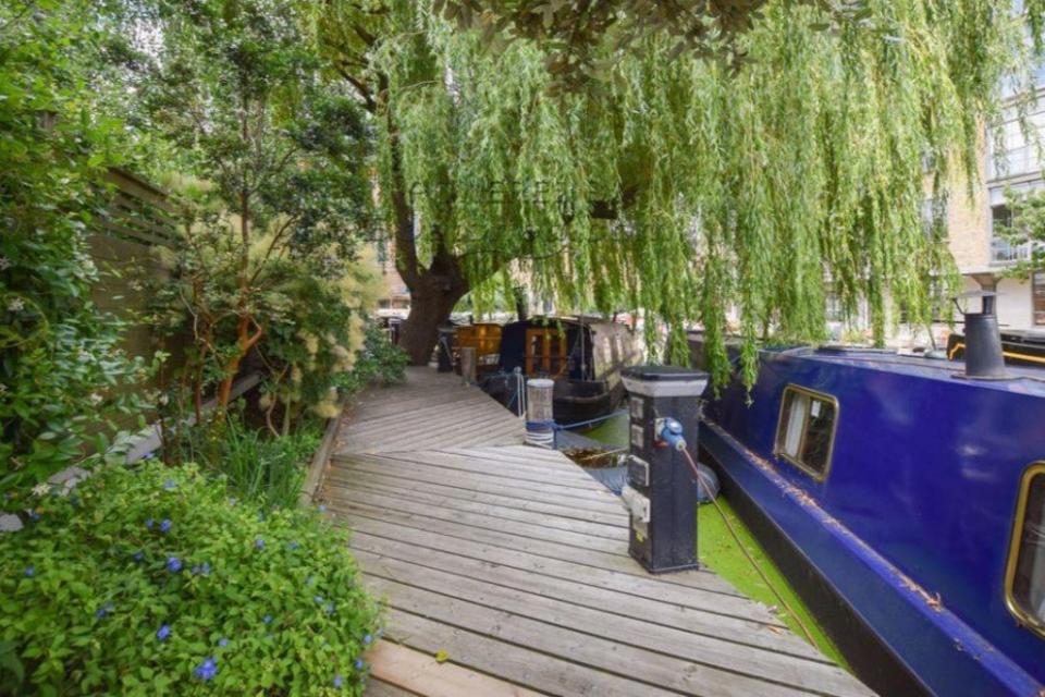 £75,000: a narrowboat moored in Wenlock Basin, Islington (Rightmove)