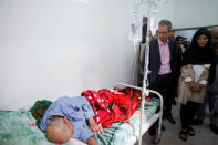 Dominik Stillhart, Director of Operations for the International Committee of the Red Cross (ICRC), visits patients at a hospital in Sanaa, Yemen, May 12, 2017. REUTERS/Mohamed al-Sayaghi