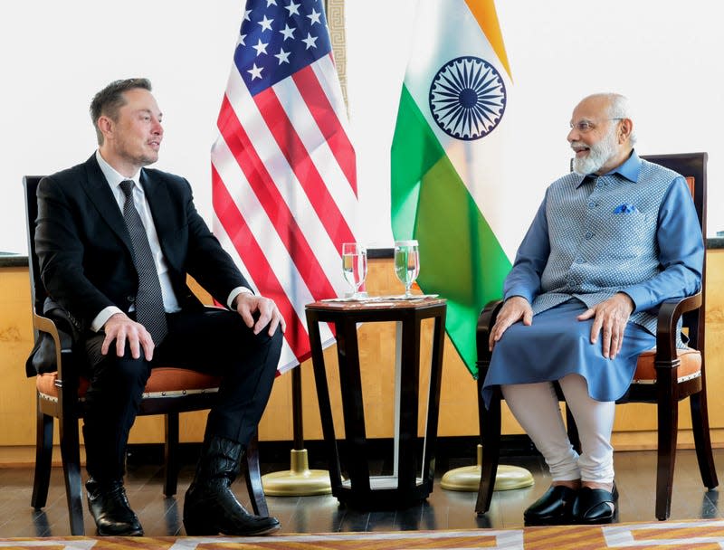 Indian Prime Minister Narendra Modi (R) meets with Elon Musk (L) in New York, United States on June 20, 2023. - Photo: Indian Press Information Bureau (PIB) / Handout/Anadolu Agency (Getty Images)