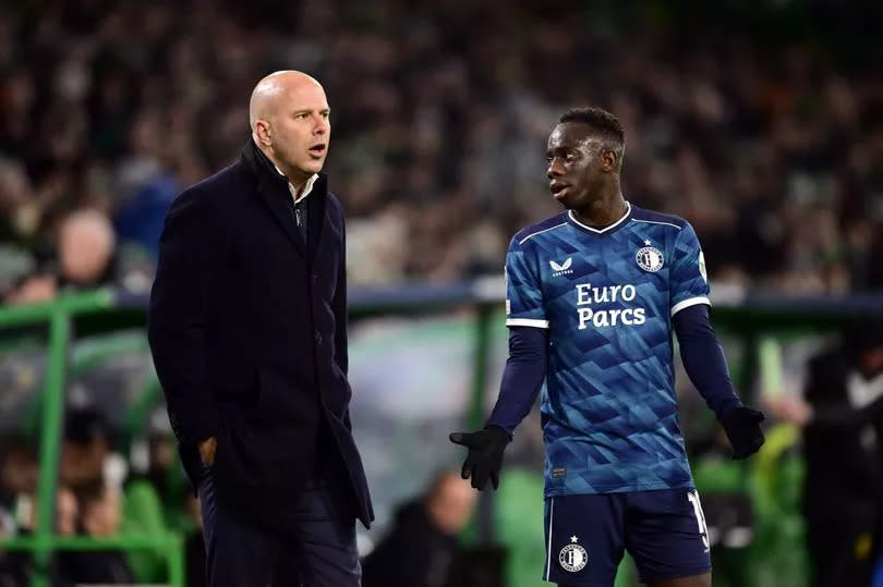 Feyenoord coach Arne Slot, Yankuba Minteh during the UEFA Champions League group E match between Celtic FC and Feyenoord at Celtic Park