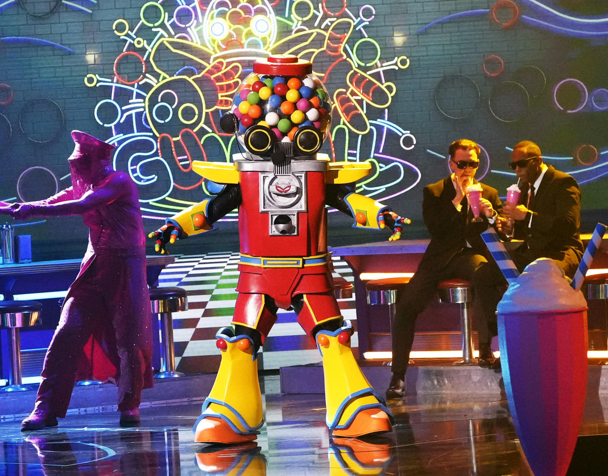 THE MASKED SINGER: Gumball in THE MASKED SINGER “Final Four” episode airing Wednesday, May 8 (8:00-9:02 PM ET/PT) on FOX. CR: Michael Becker / FOX. ©2024 FOX Media LLC.