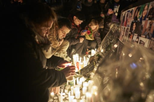 Vigils were held for the victims of the plane crash in Toronto and other cities