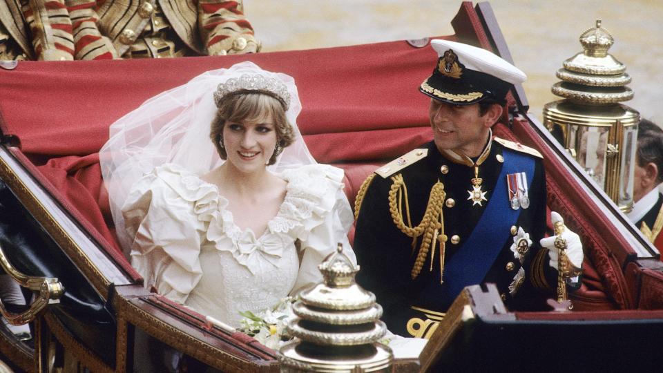 The Heartbreaking Promise Prince William Made To Diana When She Had Her Hrh Title Stripped 