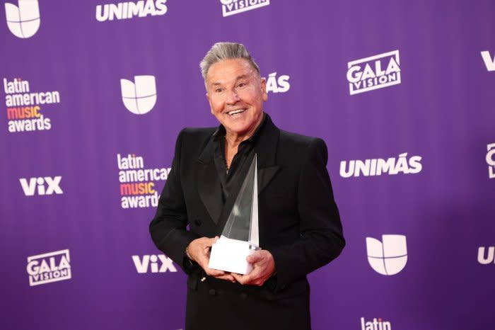 Feid, Karol G, Ricardo Montaner win awards at 2024 Latin American Music Awards