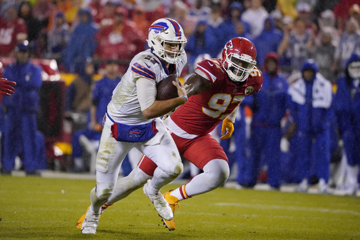 KC Chiefs lost 38-20 to Buffalo Bills in 10/10/21 NFL game