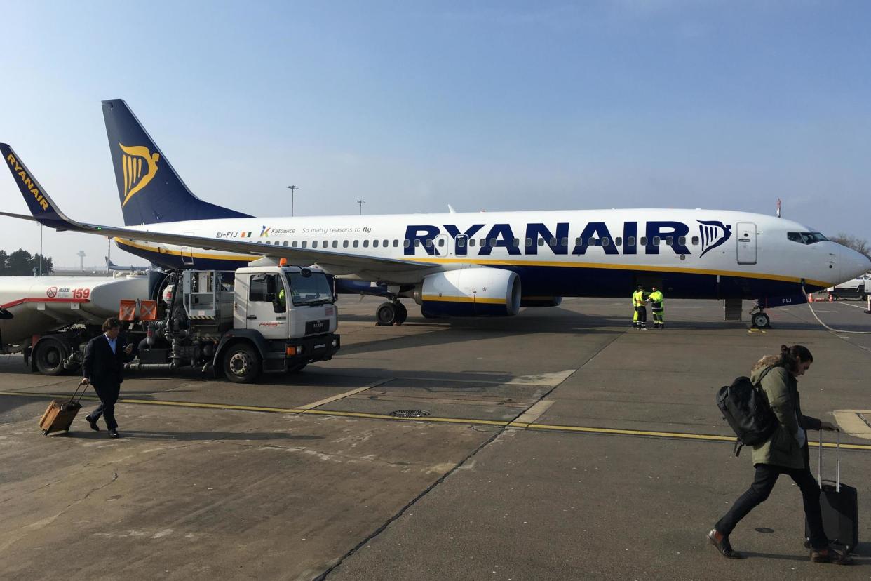 Ground stop: Ryanair Boeing 737 at Schoenefeld airport in Berlin: Simon Calder