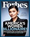 <p>La revista <a rel="nofollow noopener" href="http://www.forbes.com/sites/forbesdigitalcovers/2018/07/11/how-20-year-old-kylie-jenner-built-a-900-million-fortune-in-less-than-3-years/" target="_blank" data-ylk="slk:‘Forbes’;elm:context_link;itc:0;sec:content-canvas" class="link ">‘Forbes’</a> la nombró el pasado mes de julio la millonaria más rica del mundo y le dedicaba esta portada en la que destacaba que había sido capaz de amasar su fortuna por sí misma. Sin embargo, no cabe duda de que debe mucho a su famosísima familia, a la que tampoco le va nada mal económicamente. Pero, ¿cuánto dinero tienen exactamente el resto de los miembros del clan Kardashian-Jenner? (Foto: Instagram / <a rel="nofollow noopener" href="http://www.instagram.com/kyliejenner/?hl=es" target="_blank" data-ylk="slk:@kyliejenner;elm:context_link;itc:0;sec:content-canvas" class="link ">@kyliejenner</a>). </p>