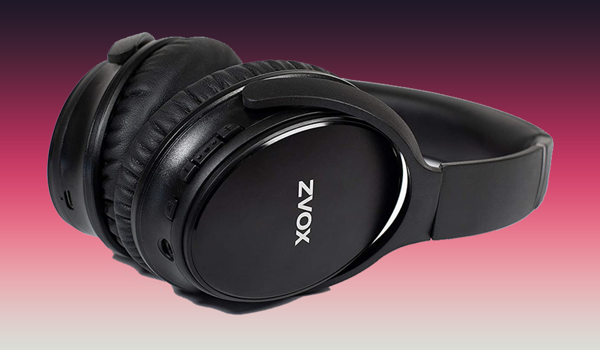 The Zvox AV50 headphones in black. 