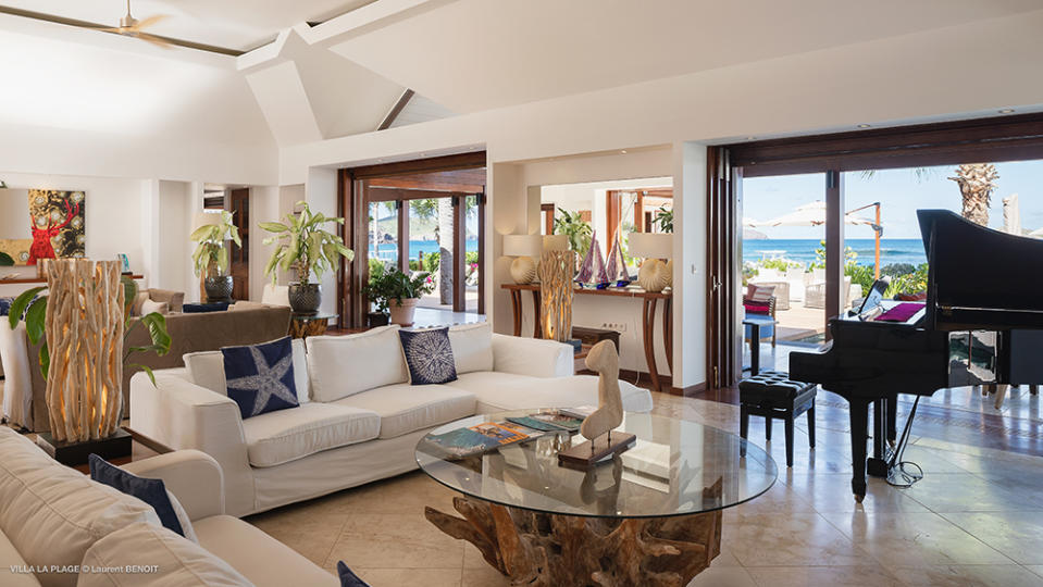 Views can be enjoyed from all areas. - Credit: Photo: Laurent Benoit for St. Barth Sotheby’s International Realty