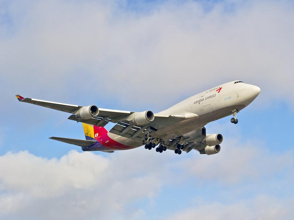 Asiana Airlines Boeing 747 cargo