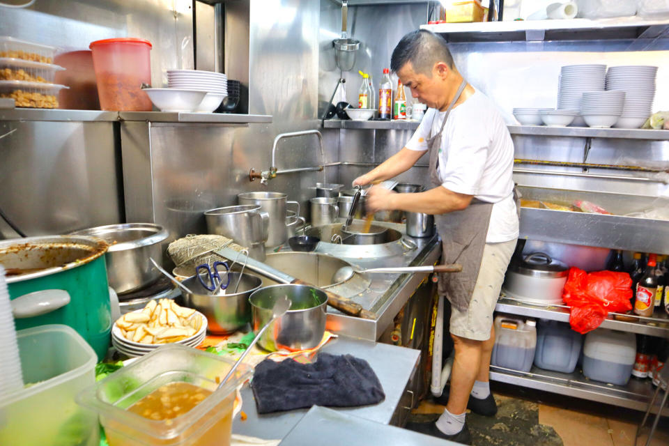 Punggol Noodles - stall owner