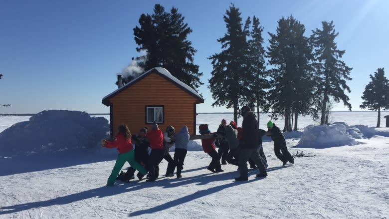 Cultural exchange brings Ottawa students to Fort Resolution, N.W.T