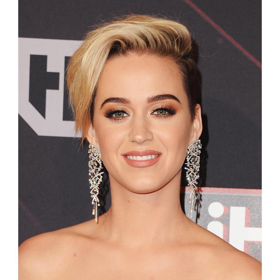 Katy Perry's Undercut Pixie