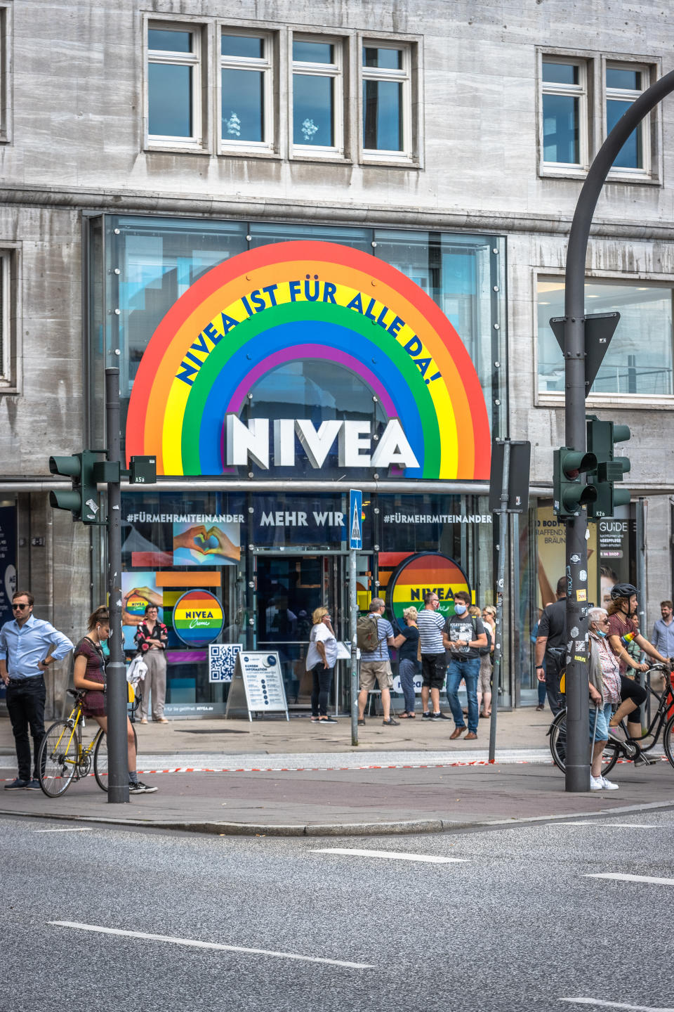 Nivea es de las marcas peor evaluadas por la comunidad gay, según datos de la Federación Mexicana de Empresarios LGBT+  (Foto: Getty).