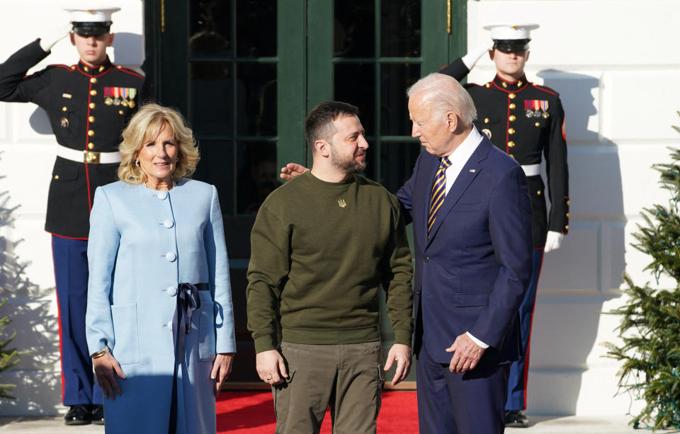 U.S. President Joe Biden and first lady Jill Biden welcome Ukraine's President Volodymyr Zelenskiy on the South Lawn at the White House in Washington, U.S., December 21, 2022. REUTERS/Kevin Lamarque