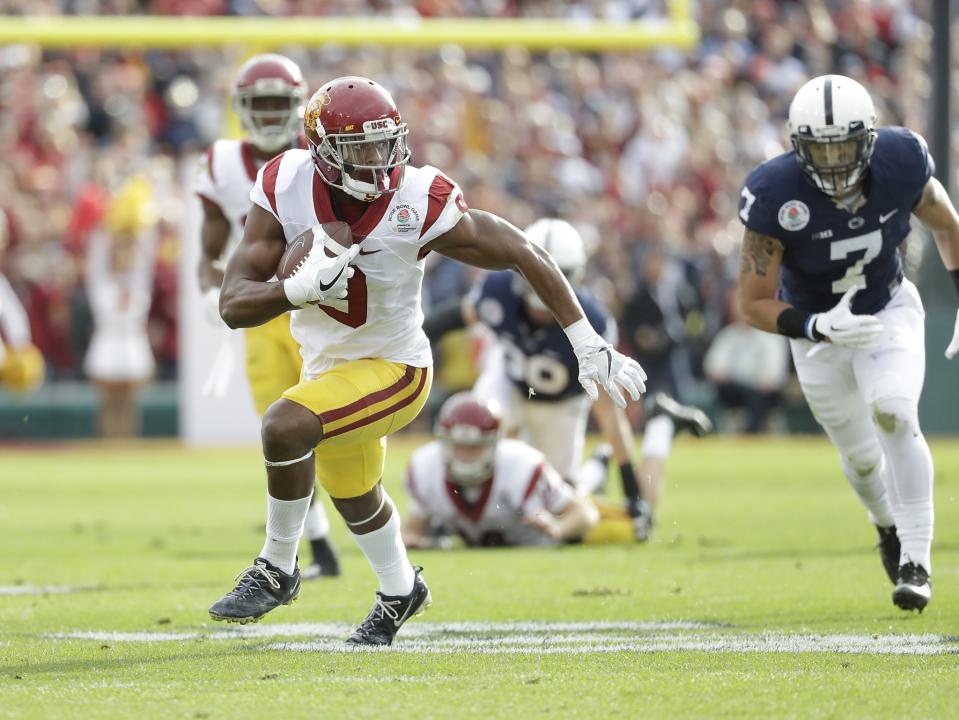 USC WR JuJu Smith-Schuster is a physical receiver. (AP)