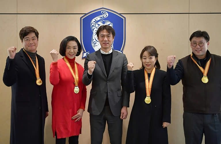 A day before the current tournament opened, relatives of four more deceased 1960 players were presented with pure gold medals at the KFA headquarters in Seoul