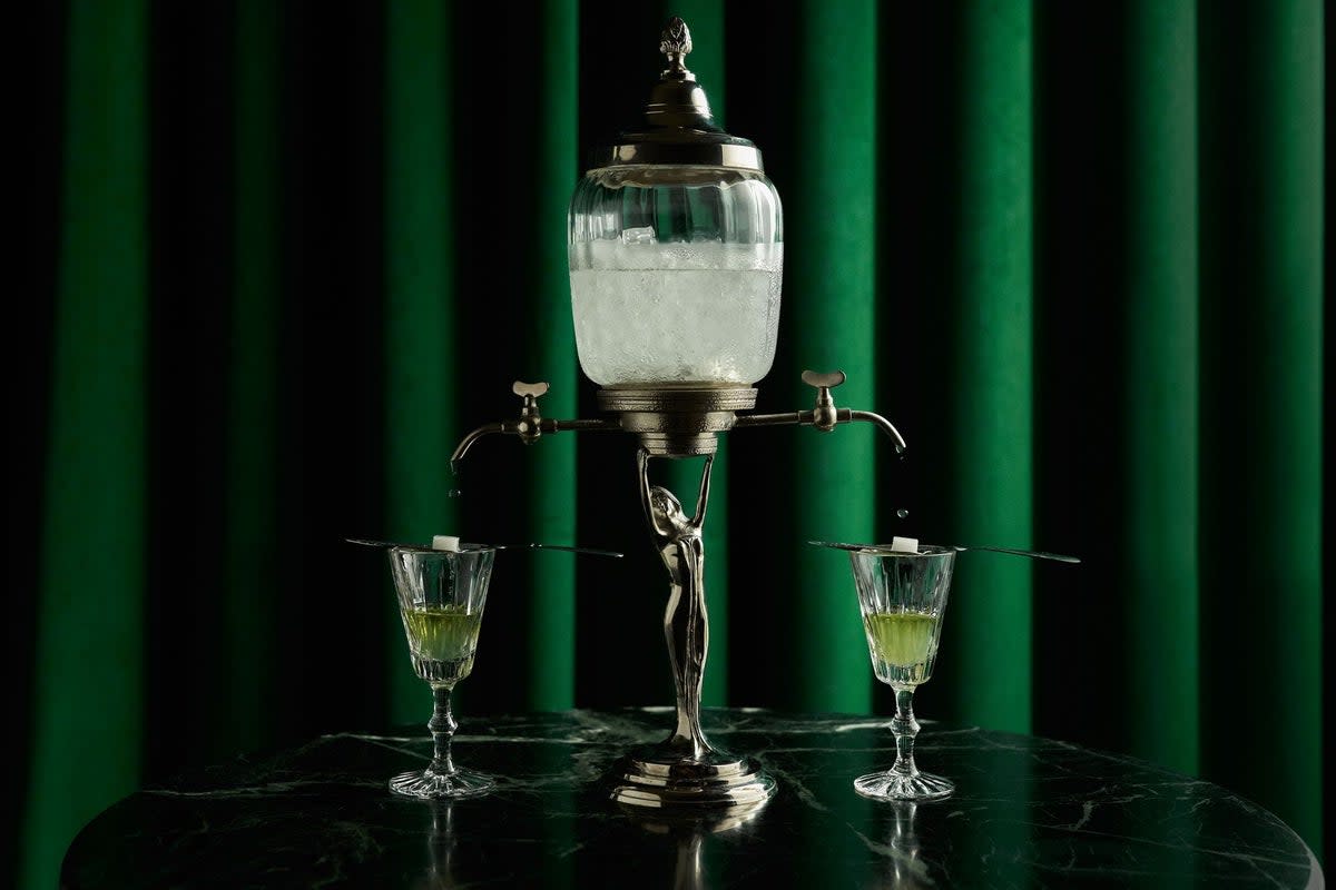 Great glass bell: water drips from the taps and fogs the absinthe (Press handout)