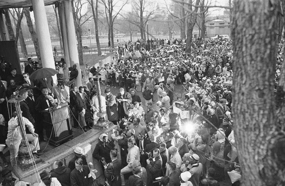 Dr. Martin Luther King Jr. with civil rights marchers